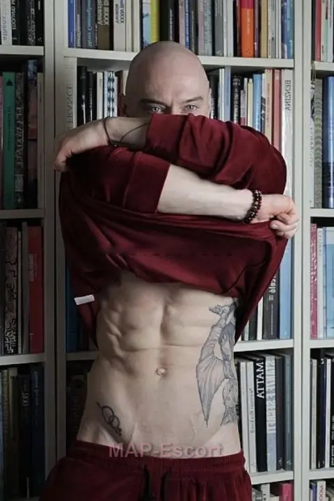 LUCA BOY, profile photo 5 of 8